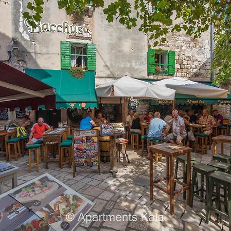 Kala Main Square Poreč Eksteriør billede